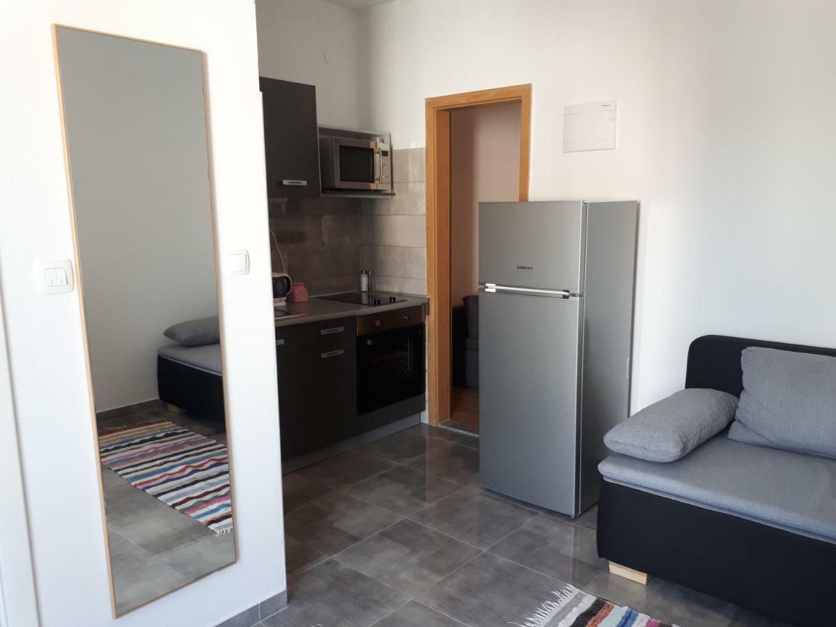Apartmani Korina Стариград-Пакленица Экстерьер фото
